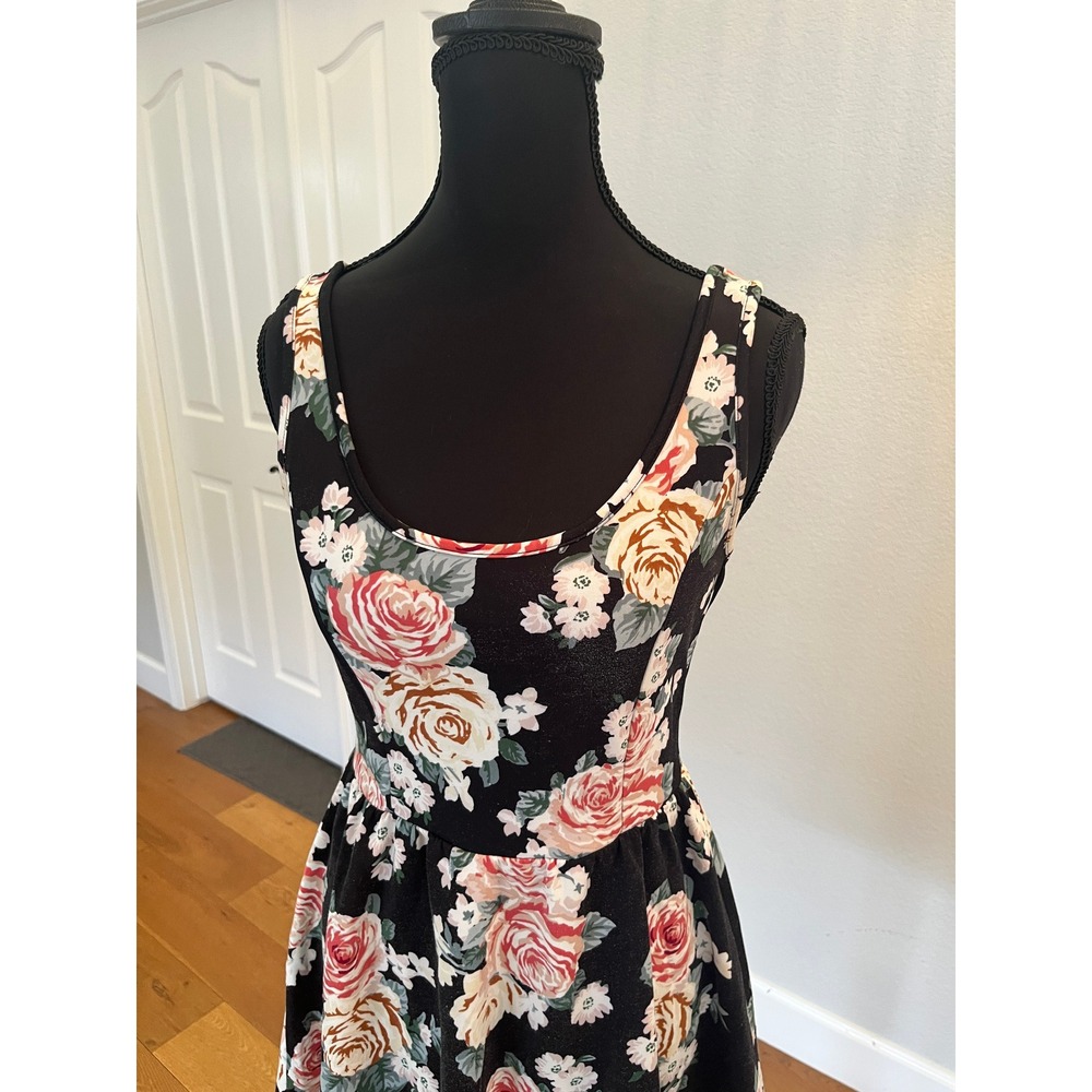 Floral Print Skater Mini Dress Black Rose Scoop Neck Sleeveless A Line Size S - Picture 3 of 14